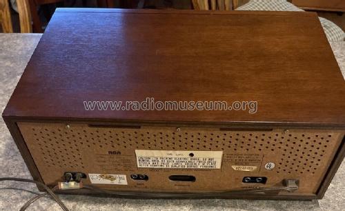 Solid State / Mark Eight Stereo YZD 599W ; RCA RCA Victor Co. (ID = 2971389) Radio