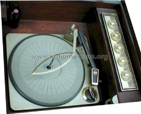 The Warrington Ch= CTC12; RCA RCA Victor Co. (ID = 682100) TV-Radio