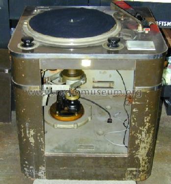 Transcription Turntable 70-C1; RCA RCA Victor Co. (ID = 618469) R-Player