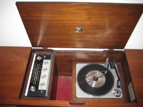 VFT72W Ch= RS-210A; RCA RCA Victor Co. (ID = 339872) Ampl/Mixer