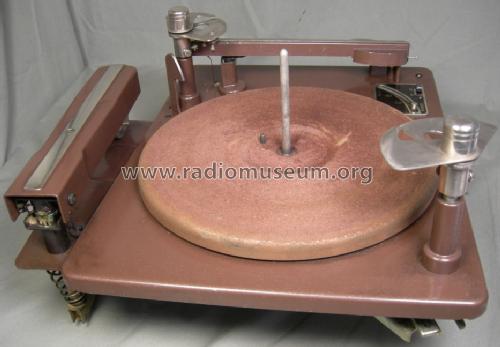 VHR-307 Ch= RC-555; RCA RCA Victor Co. (ID = 1569043) Radio