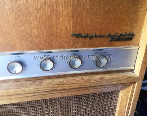 Victrola 6-HF-3 Ch= RC1155 + RS151; RCA RCA Victor Co. (ID = 2281260) Radio