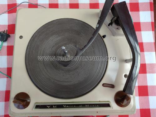 Record Changer ; V-M VM Voice of (ID = 2687270) R-Player