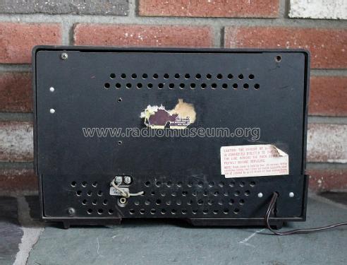 X711 Ch= RC-1070A; RCA RCA Victor Co. (ID = 1197909) Radio