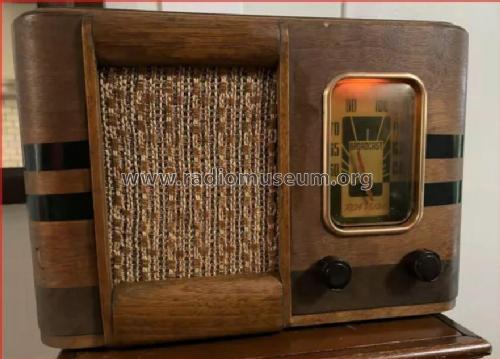 85T-2 - 102598; RCA Victor (ID = 2725215) Radio