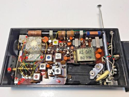 10 Transistor LW-MW-SW TR-3047; Realtone Electronics (ID = 2330016) Radio