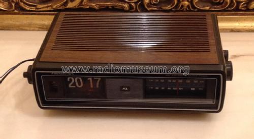 AM-FM Digital Clock Radio 3524C Radio Soundesign Corporation; Jersey