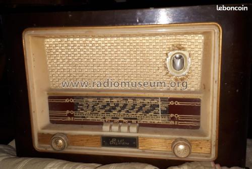 5535; Ribet et Desjardins (ID = 2990166) Radio