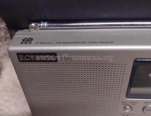 BBC World Service R9921; Roberts Radio Co.Ltd (ID = 2823324) Radio