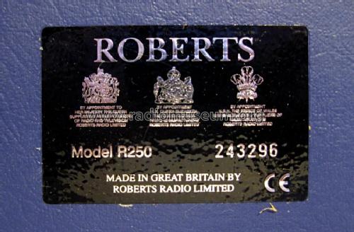 Revival R250 Radio Roberts Radio Co.Ltd., East Molesey, Surrey, UK 