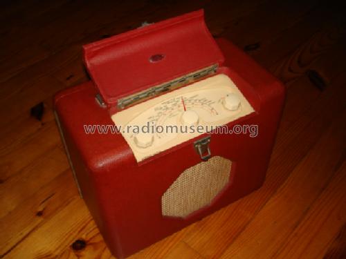 RP4; Roberts Radio Co.Ltd (ID = 687591) Radio