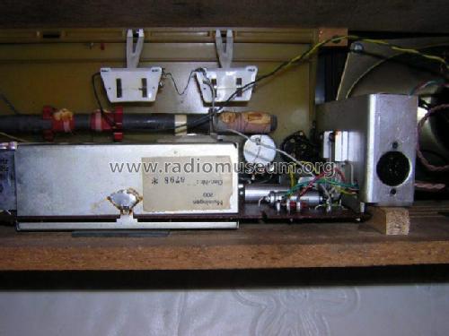 Meiningen 200; Robotron-Elektronik (ID = 1779474) Radio