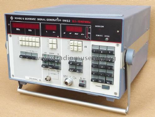 Signal Generator SMS2 372.2019.28; Rohde & Schwarz, PTE (ID = 659537) Equipment