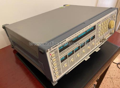 Function Generator AFGU 377.5000.02; Rohde & Schwarz, PTE (ID = 3040792) Ausrüstung