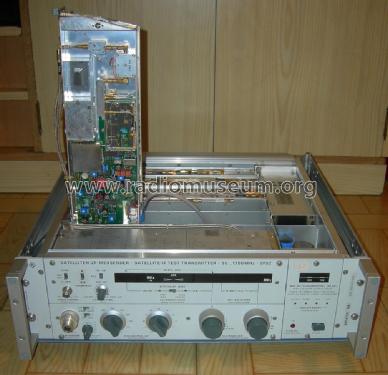 Satelliten-ZF-Messender - Satellite-IF Test Transmitter SFSZ 397.4709.54; Rohde & Schwarz, PTE (ID = 2218197) Equipment