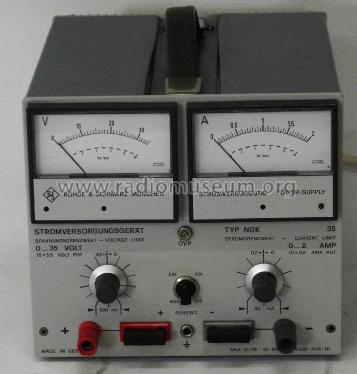 Stromversorgungsgerät DC Power Supply NGK Serie NGK15 / NGK35 / NGK70 / NGK280; Rohde & Schwarz, PTE (ID = 2268039) Fuente-Al