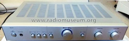 Stereo Integrated Amplifier RA-01; Rotel, The, Co., Ltd (ID = 2347459) Ampl/Mixer