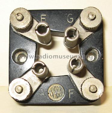 Röhrenfassung SABA 4-polig; SABA; Villingen (ID = 1574977) Radio part