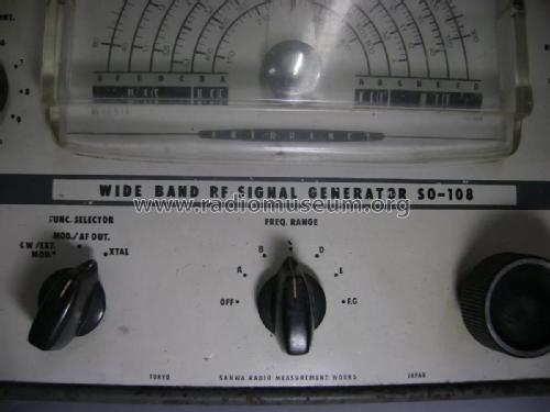 Wide Band RF Signal Generator SO-108; Sanwa Electric (ID = 2139383) Equipment