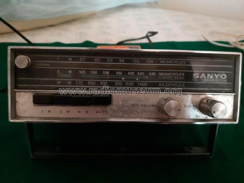 10 Transistor 10G-810A; Sanyo Electric Co. (ID = 2551476) Radio