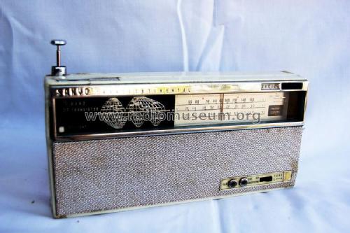 10L-P10; Sanyo Electric Co. (ID = 1881973) Radio