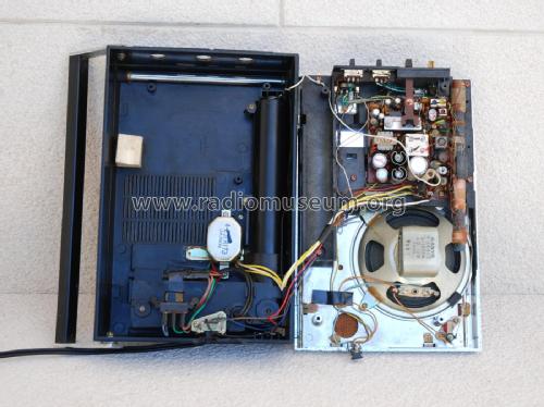 11UA-817; Sanyo Electric Co. (ID = 1989955) Radio