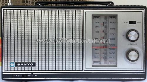 7SA-704; Sanyo Electric Co. (ID = 1978796) Radio