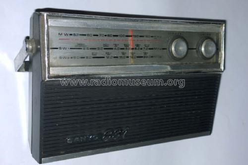 8 Transistor 3 Band Portable Radio 8U-831; Sanyo Electric Co. (ID = 1917603) Radio