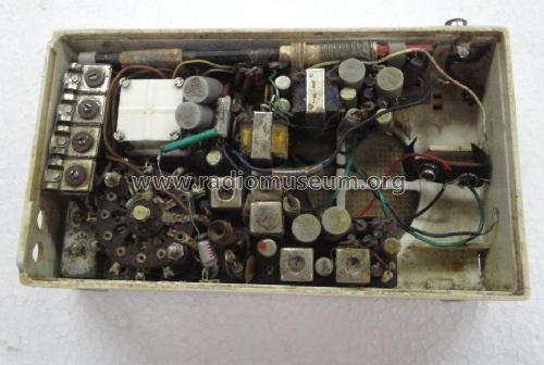 8 Transistor Deluxe All Wave 8S-P2; Sanyo Electric Co. (ID = 2122090) Radio