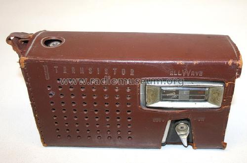 8 Transistor Deluxe All Wave 8S-P2 Radio Sanyo Electric Co. |Radiomuseum.org