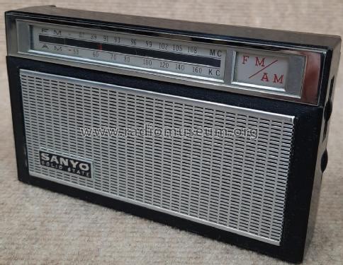 9 Transistor 9F-823; Sanyo Electric Co. (ID = 3041709) Radio