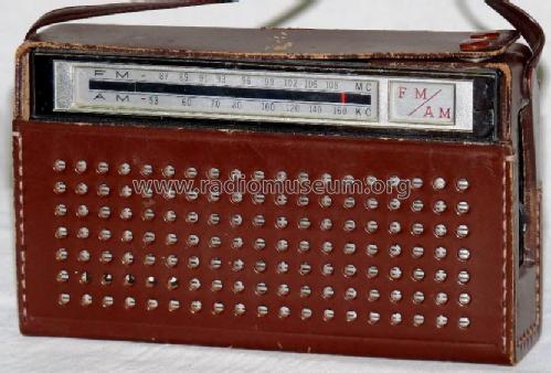 9 Transistor 9F-823; Sanyo Electric Co. (ID = 685154) Radio