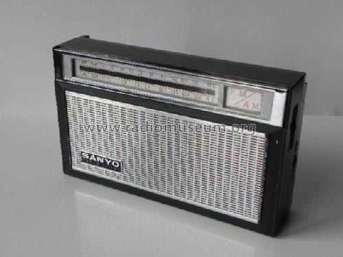 9 Transistor 9F-823; Sanyo Electric Co. (ID = 799228) Radio