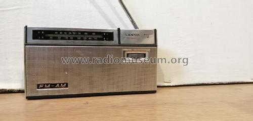 9 Transistor FM-AM 9F-805A; Sanyo Electric Co. (ID = 2697962) Radio