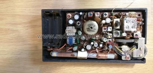 9 Transistor FM-AM 9F-805A; Sanyo Electric Co. (ID = 2697965) Radio