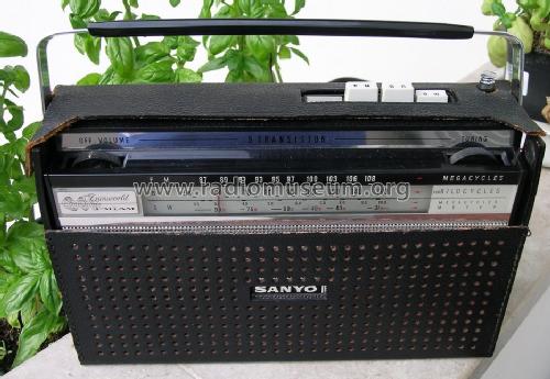 Transworld FM-AM - 9 Transistor AFT-9S; Sanyo Electric Co. (ID = 1689018) Radio