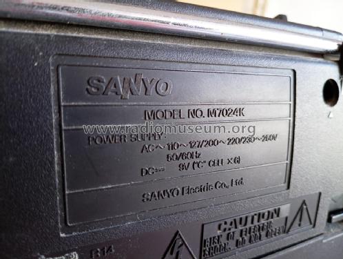 AM/FM Stereo Radio Cassette Recorder M 7024 K; Sanyo Electric Co. (ID = 3038890) Radio