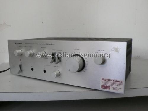 Integrated Stereo Amplifier DCA 203 Ampl/Mixer Sanyo Electric Co