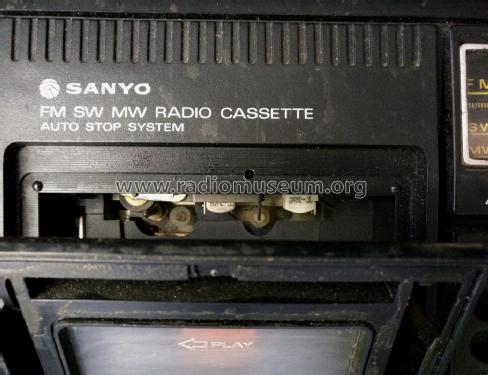 FM SW AM Radio Cassette M2420 NO; Sanyo Electric Co. (ID = 2025667) Radio