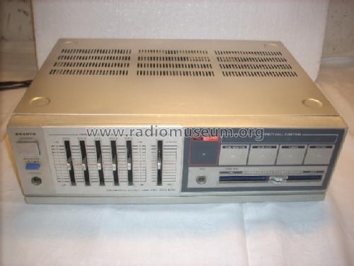 Integrated Stereo Amplifier DCA-M15; Sanyo Electric Co. (ID = 941786) Ampl/Mixer