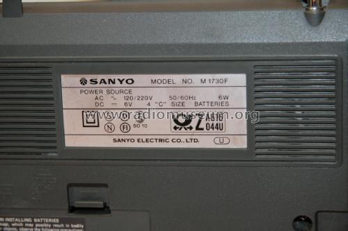 M1730F; Sanyo Electric Co. (ID = 2147389) Radio