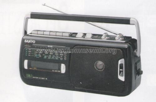 M 1750; Sanyo Electric Co. (ID = 2054023) Radio