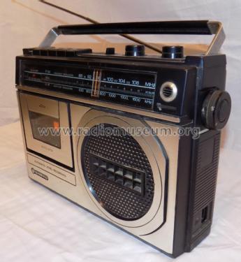 M-2409F; Sanyo Electric Co. (ID = 1968472) Radio