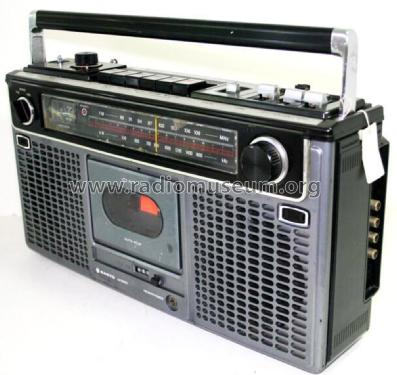 M-9950F; Sanyo Electric Co. (ID = 2675510) Radio