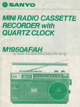 Mini Radio Cassette Recorder with Quartz Clock M1950AH; Sanyo Electric Co. (ID = 1266220) Radio