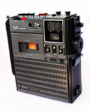 AM/FM Portable Radio Cassette Recorder with Sound Mixer M-2450F; Sanyo Electric Co. (ID = 2263569) Radio