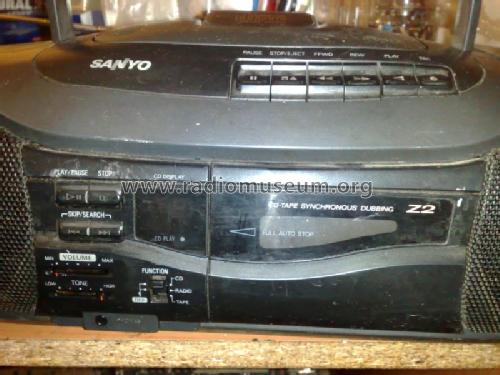 Portable CD/Stereo Radio MCD-Z2L; Sanyo Electric Co. (ID = 1523168) Radio