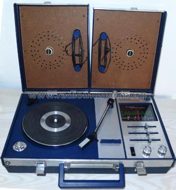 Portable Radio/Phono G-2219; Sanyo Electric Co. (ID = 2736298) Radio