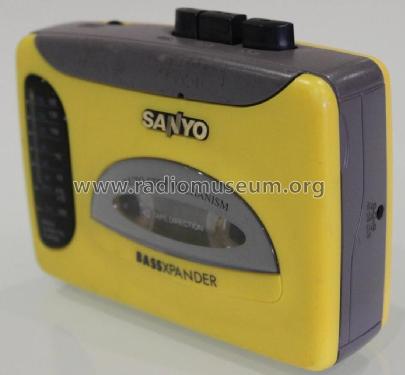 Radio Cassette Player - BassXpander VIP-30; Sanyo Electric Co. (ID = 1747593) Radio