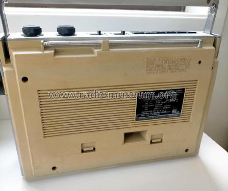 Radio Cassette Recorder M-2557F; Sanyo Electric Co. (ID = 2993459) Radio